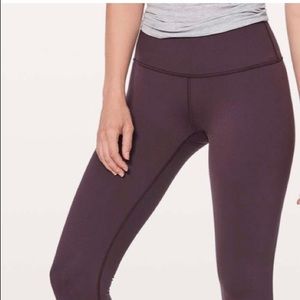 Lululemon crop(4)black cherry WU